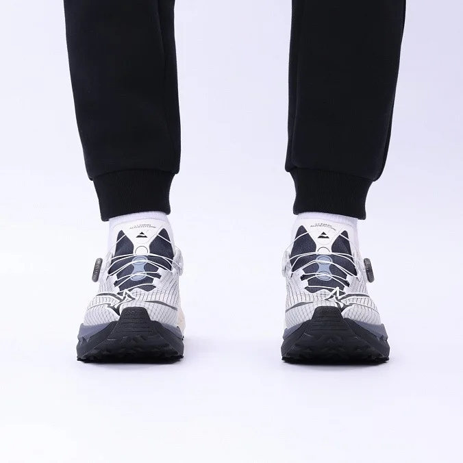 Кроссовки мужские Li-Ning Adventure Dilu PRO V2